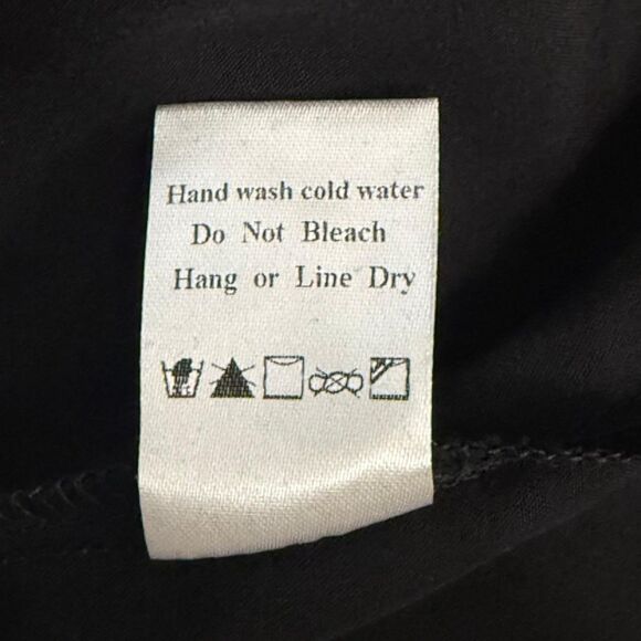 FIND ME PLUS Lightweight Black Peasant Boho Tie Front Blouse, NWT! Size 3XL - Picture 9 of 9